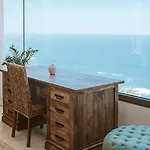 Serenity On The Cliff With Climatized Pool *