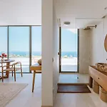 Serenity On The Cliff With Climatized Pool סאוסאל